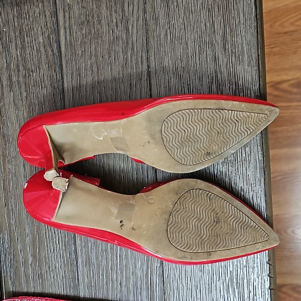 Red Moda Spana heels - Picture 5 of 7